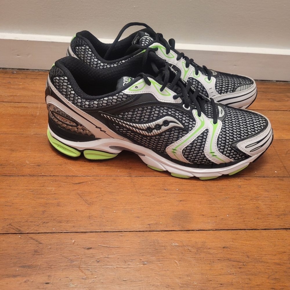 Saucony Progrid Triumph 4